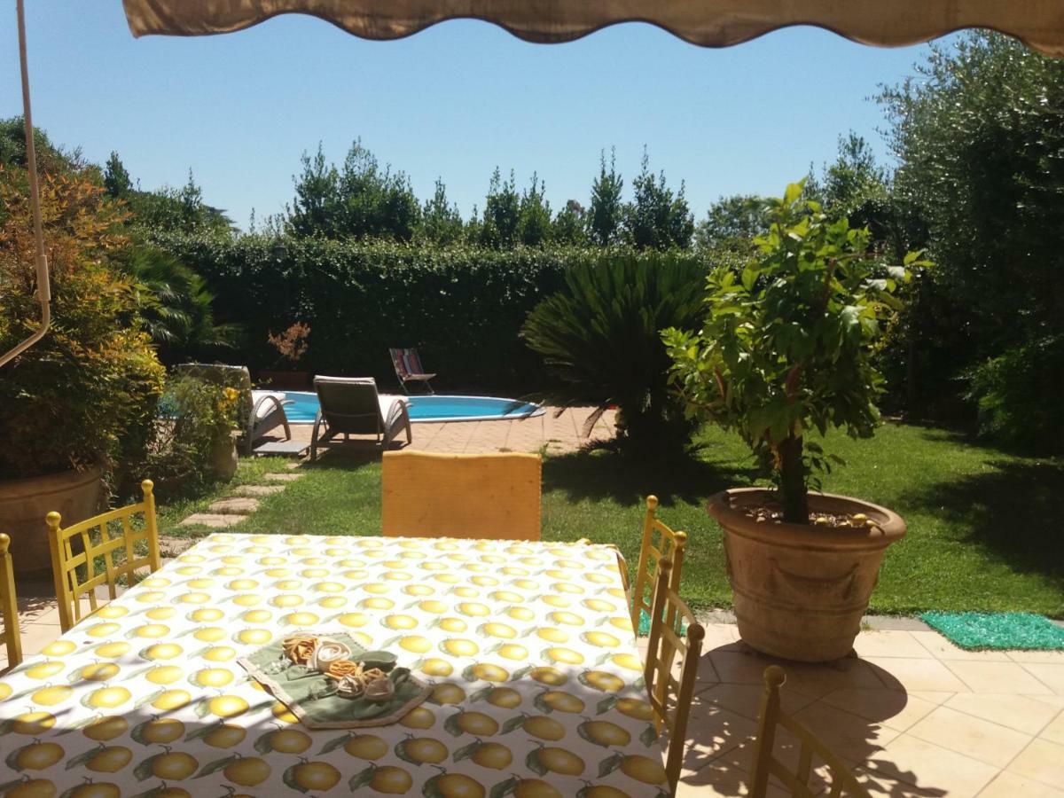 L'Affittacamere Nel Parco "Appia Antica" - Piscina A Uso Ospiti Roma Exterior foto
